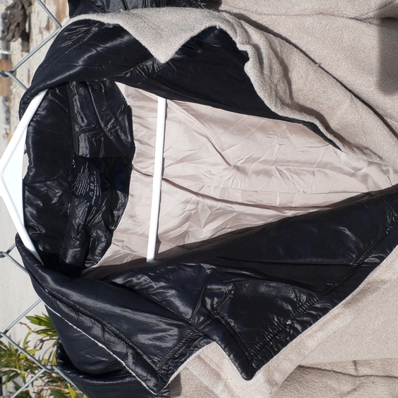 Viml.y Black & Tan Pea Coat, Size M - Picture 3 of 8